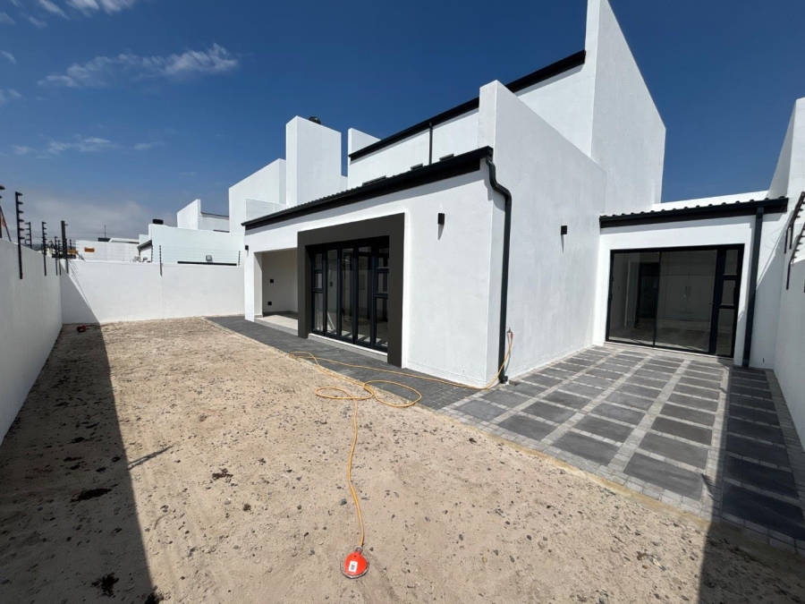 4 Bedroom Property for Sale in Sandown Western Cape